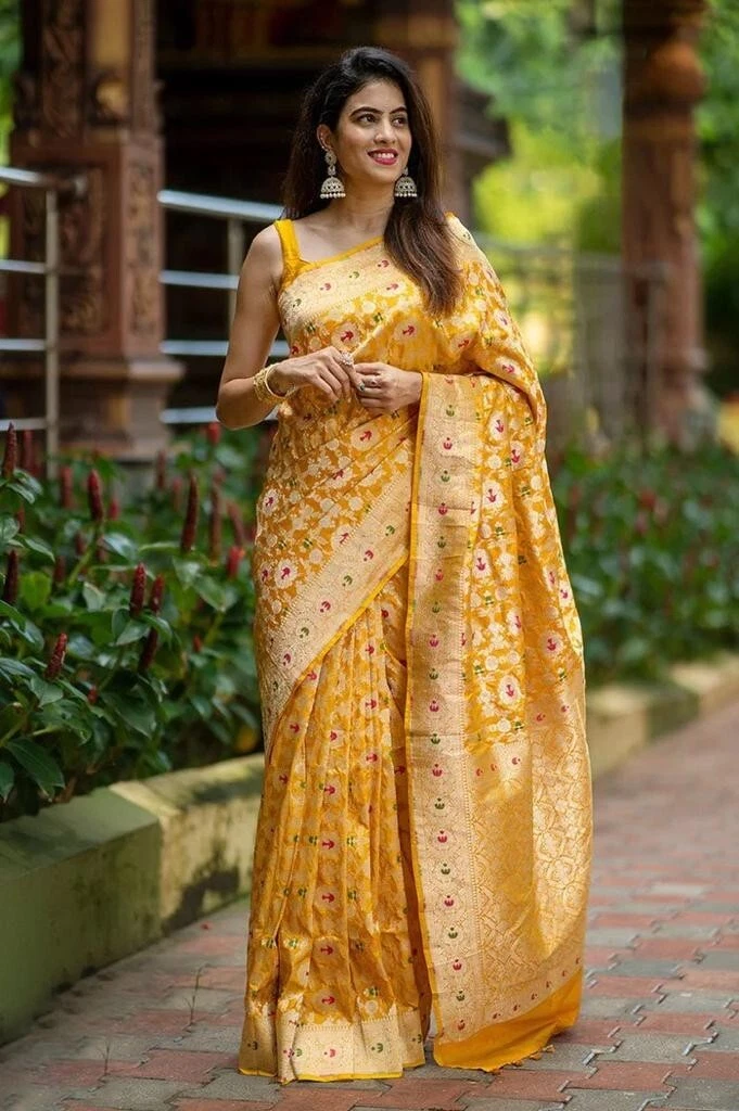 Banarasi Soft Silk Bollywood Function Wear Saree With Blouse 11-VD