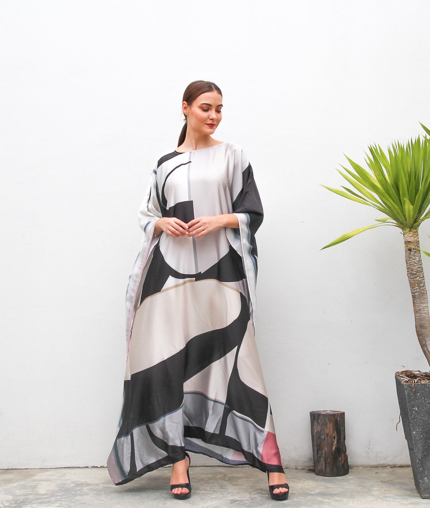 Women's Satin Silk Kaftan - Lightweight and Comfortable Caftan For Women's