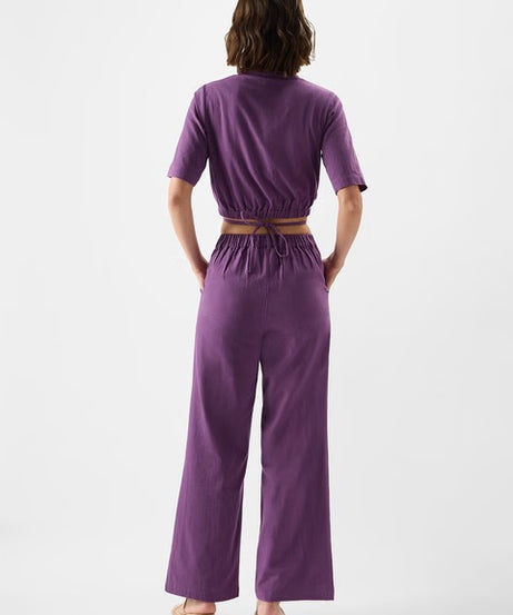 Solids Plum Women Cropped Shirts