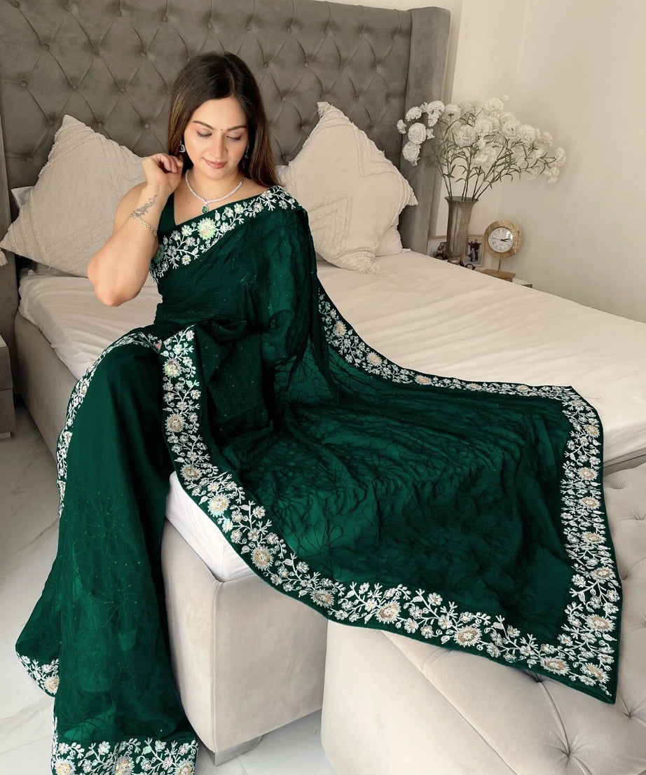 Women's , Beautiful Georgette Festival Wedding Wear Sari & Blouse