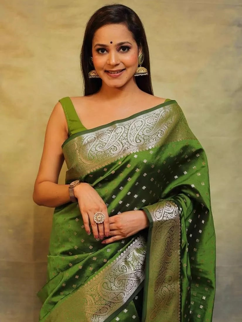 Pure Banarasi Silk Saree with Rich Pallu and Blouse Piece
