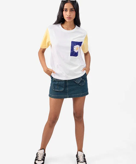 Daisy Women Relaxed Fit T-Shirts