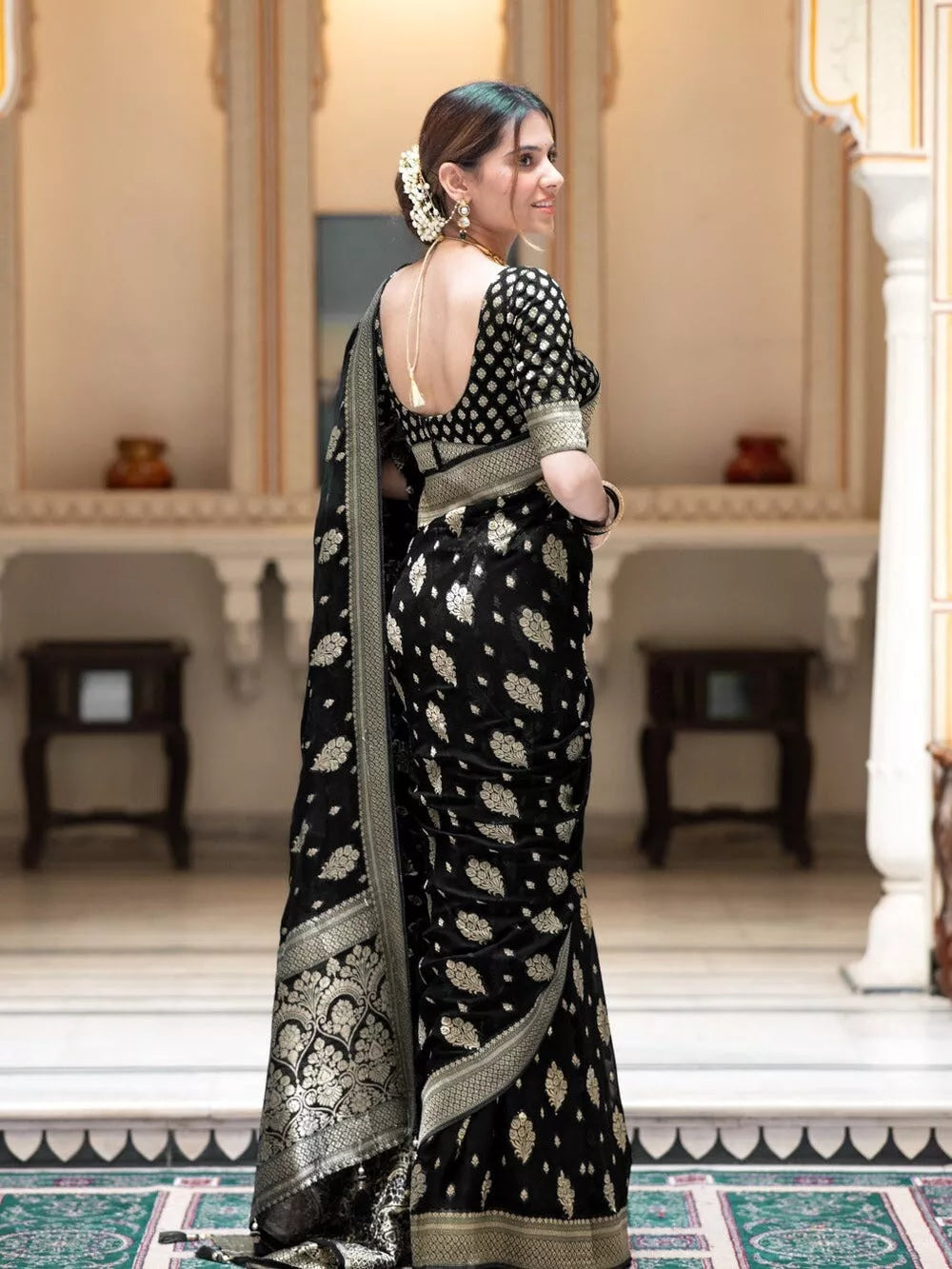 Women's Traditional Banarasi Soft Silk Saree & Blouse