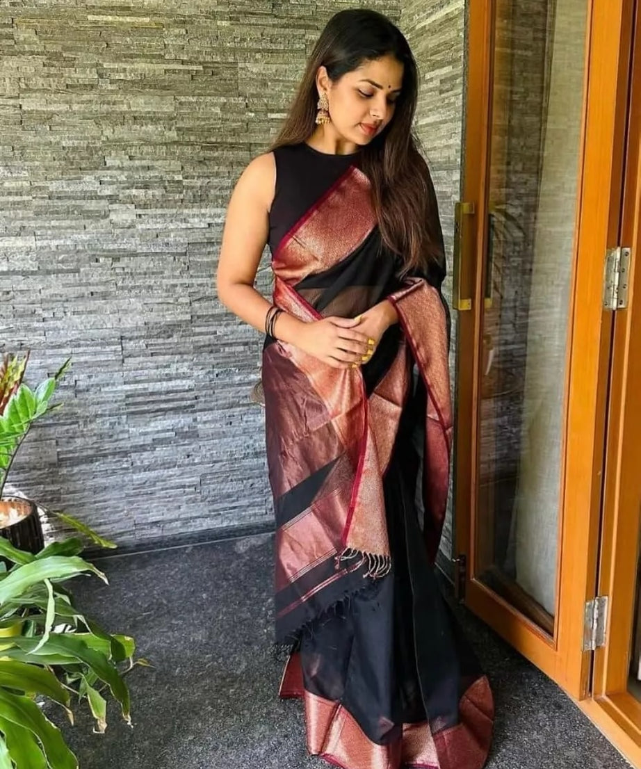 Women's Wedding  Banarasi Soft Silk Saree With Blouse