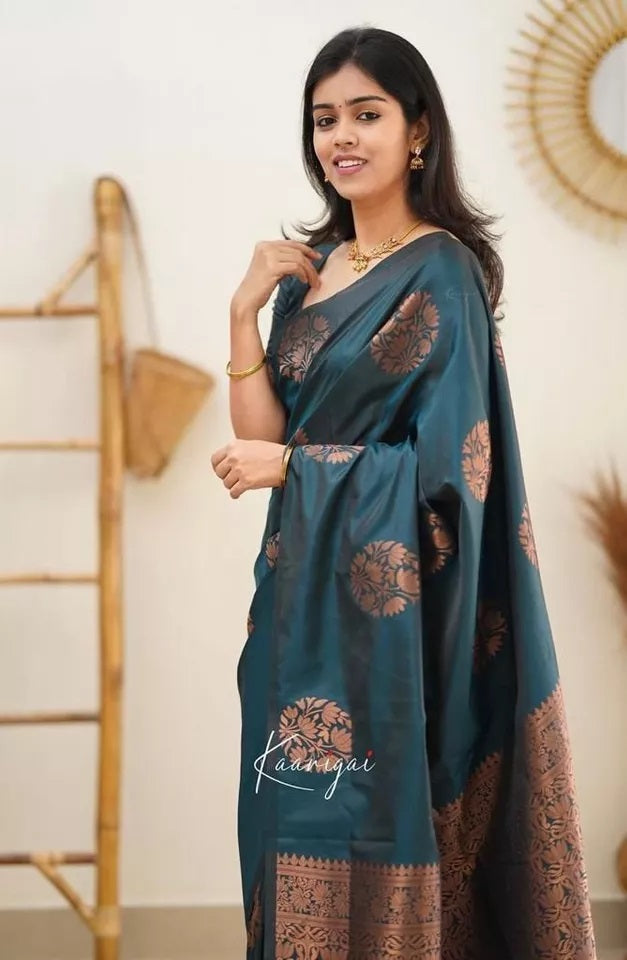 Soft Lichi Silk Rich Pallu Jacquard Work Saree With Blouse