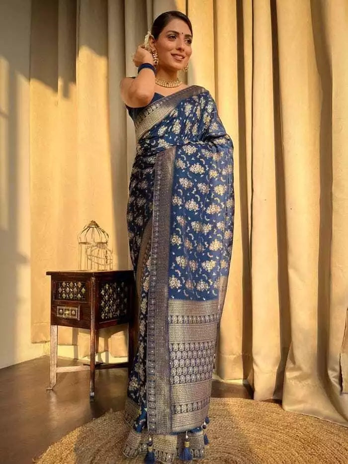 Women's Designer Banarasi Soft Silk Sari With Blouse
