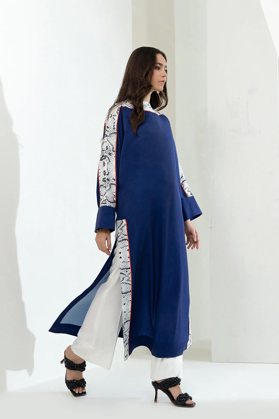 Blue Flowy Viscose Rayon Kaftan  Lounge & Resort Wear Women's Caftan