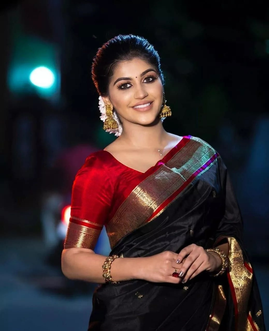 Banarsi Soft Silk Indian Wedding Saree With Blouse