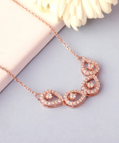 Rose Gold Peary Love Necklace
