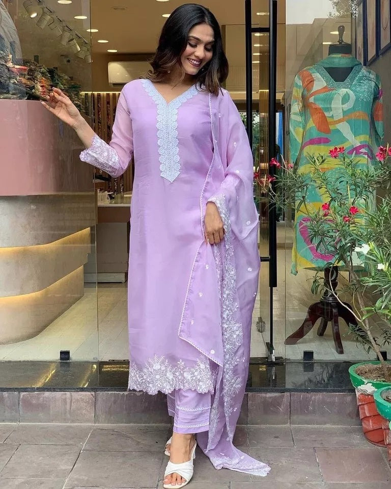 Classic Style Full Stitched Georgette Kurti Bottom With Dupatta
