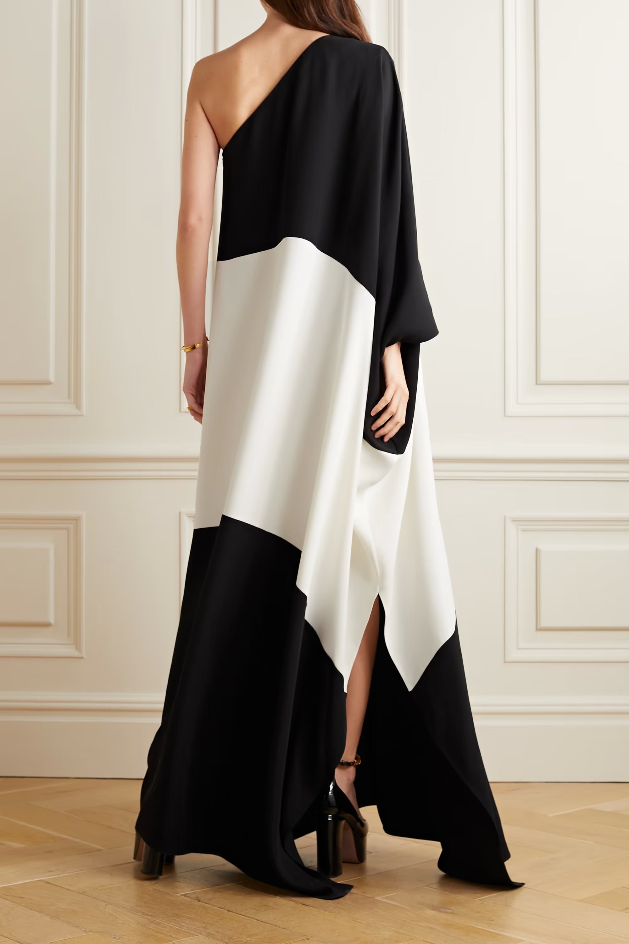Fluid Crepe Silk Kaftan, Elegant and Flowing Maxi Caftan For Women's