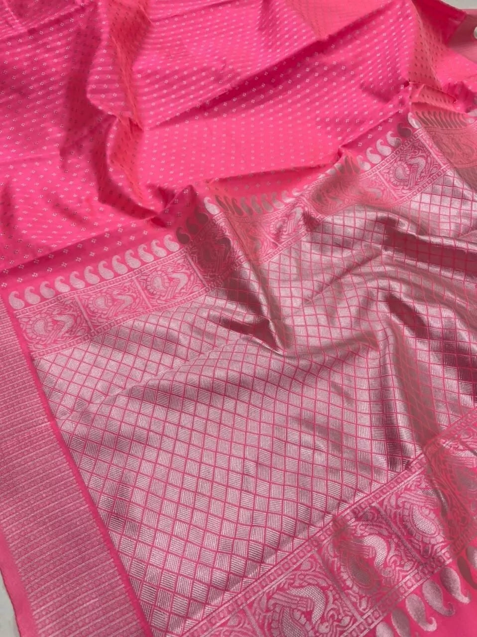Wedding Pink Soft Lichi Silk & Jacquard Work Saree With Blouse