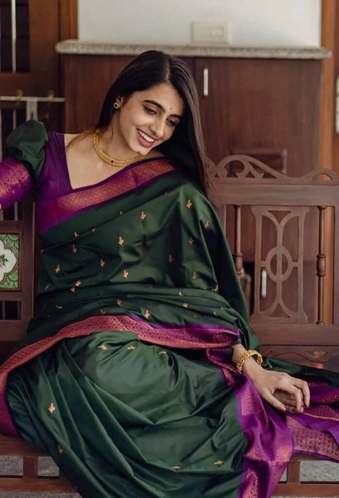 Banarasi Soft Silk Wedding Saree With Jacquard Border Blouse fancy Saree11-KT