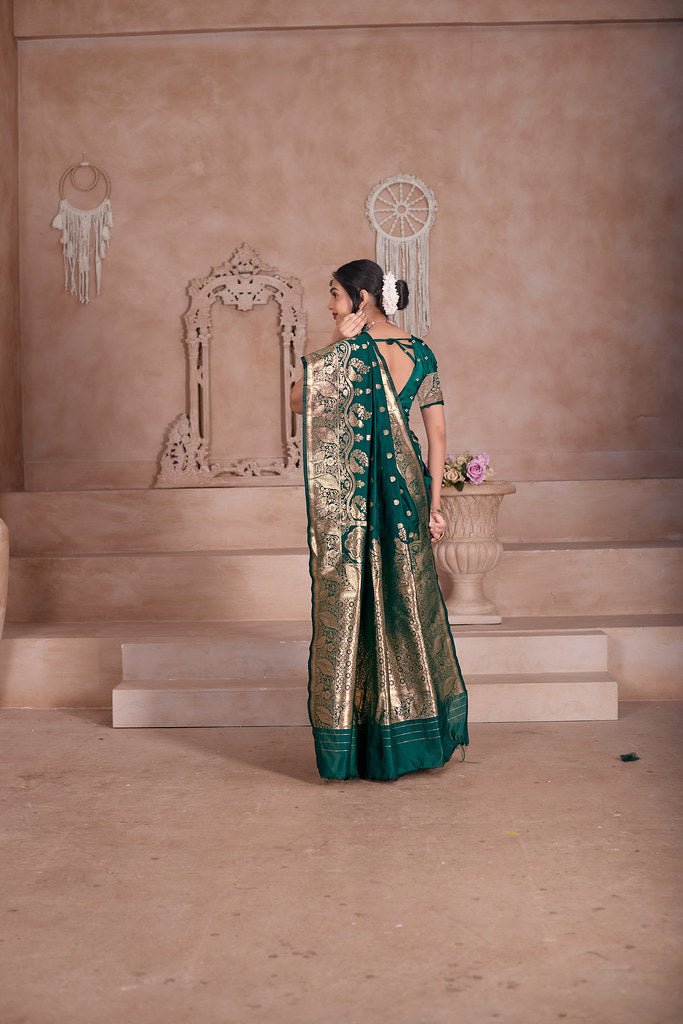 Elegant Designer Soft Silk Saree Weaving Banarasi Jari Work Sari With Blouse
