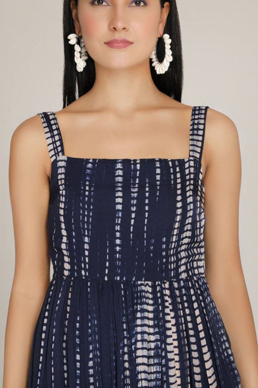 Fancy Georgette Chain Printed Party Wear Stylish Sleeveless Long Dress