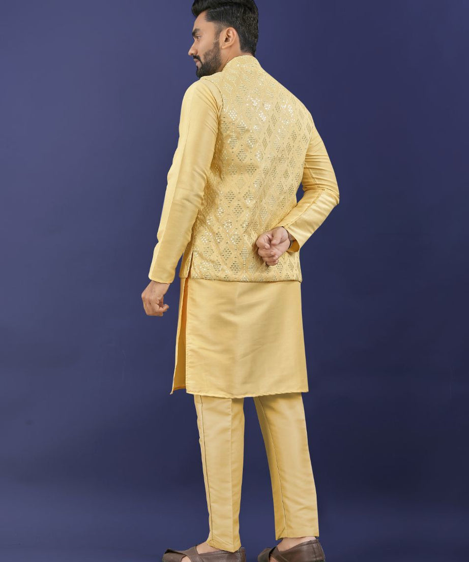Premium Pure Silk Traditional Wear Kurta Pajama Set For Men's