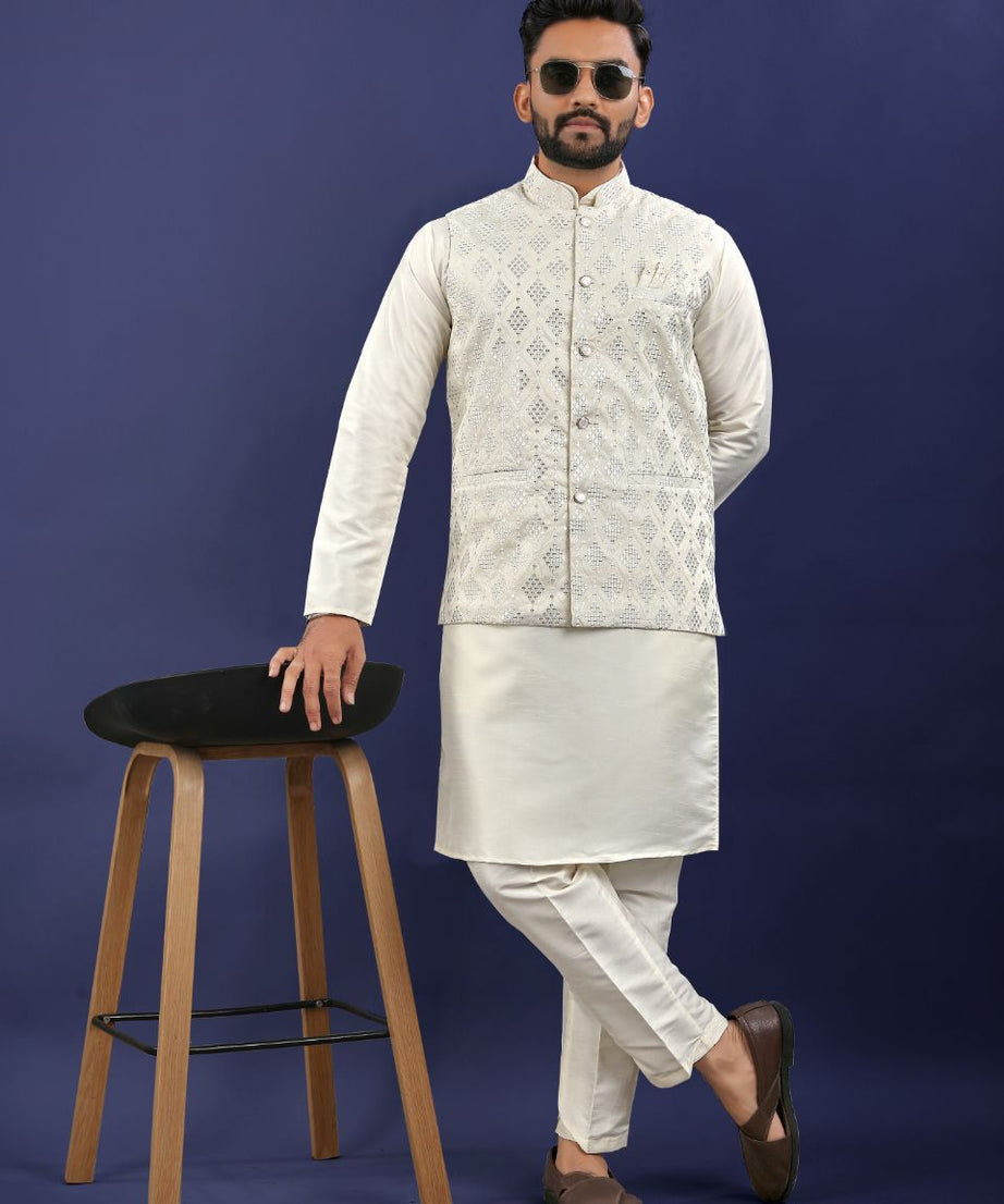 Premium Pure Silk Traditional Wear Kurta Pajama Set For Men's