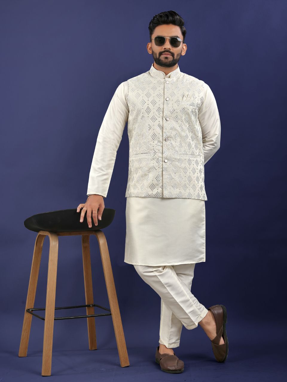 Premium Pure Silk Traditional Wear Kurta Pajama Set For Men's