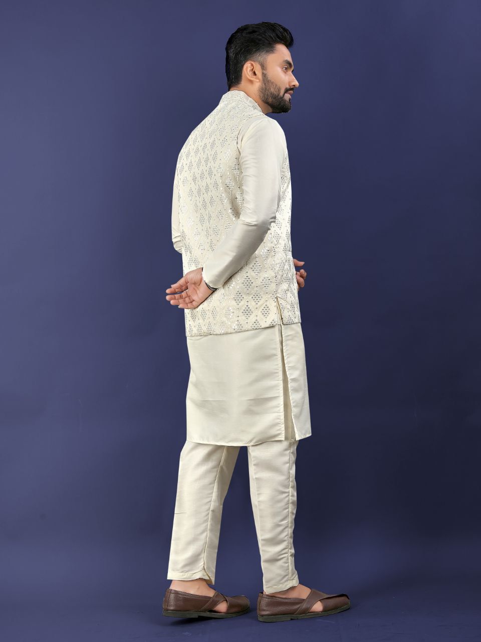 Premium Pure Silk Traditional Wear Kurta Pajama Set For Men's