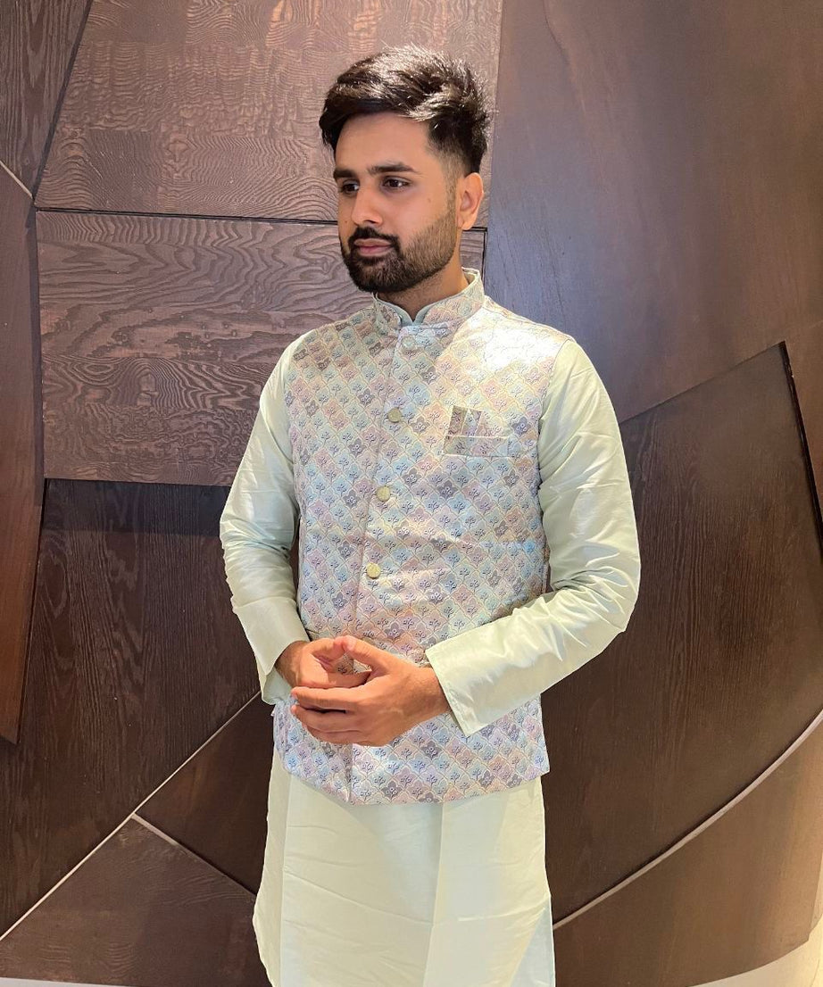 Traditional Wear Pure Cotton Kurta With Koti Set For Men's
