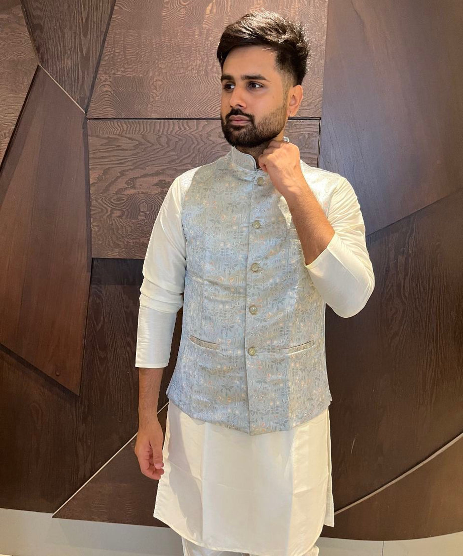 Traditional Wear Pure Cotton Kurta With Koti Set For Men's
