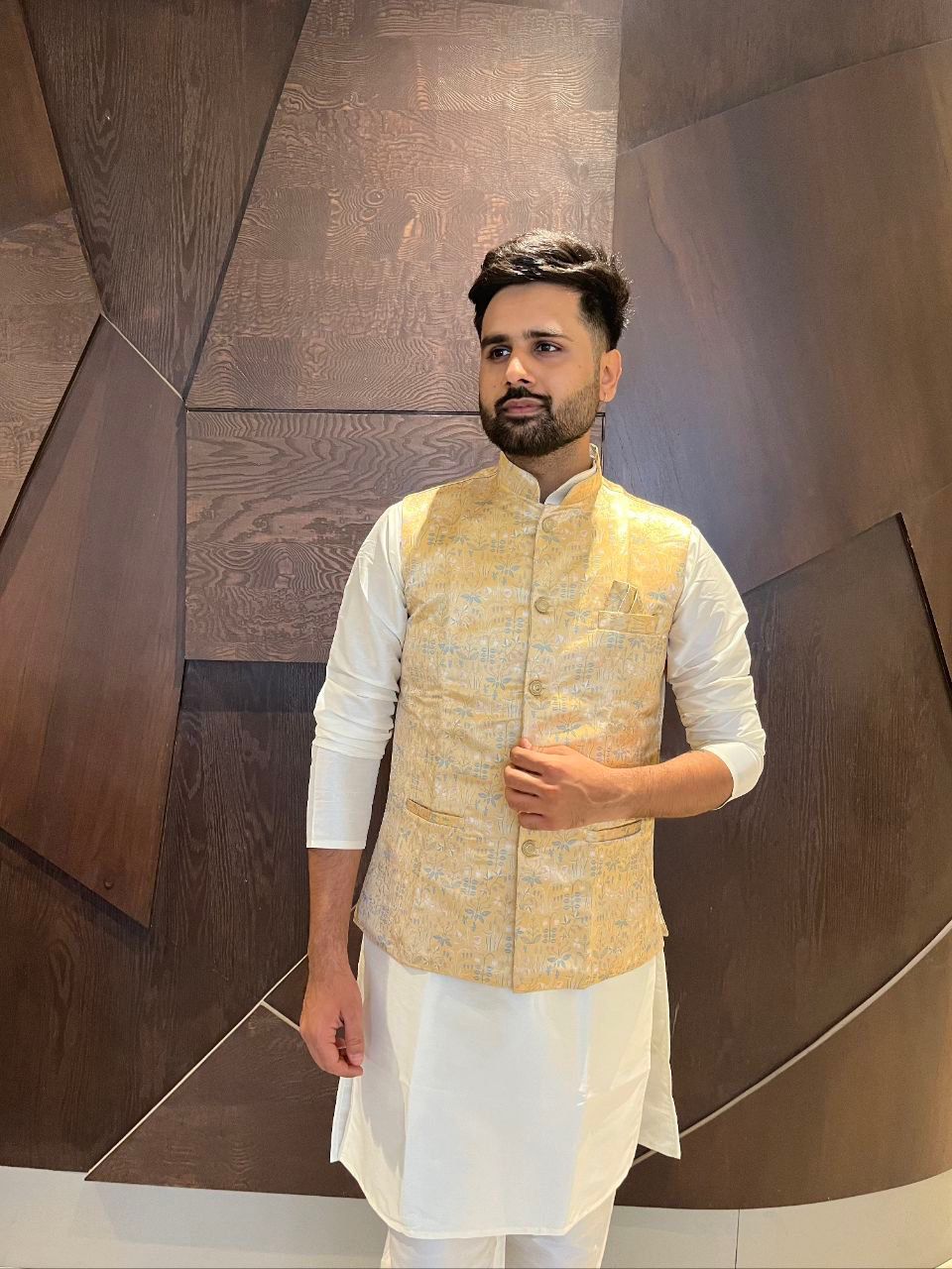 Traditional Wear Pure Cotton Kurta With Koti Set For Men's